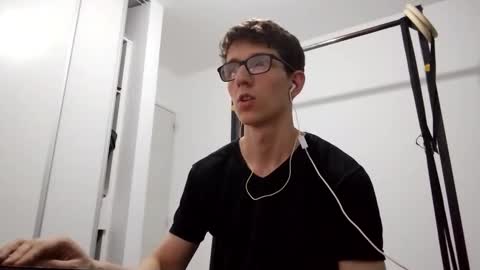 Facu online show from February 24, 5:10 am