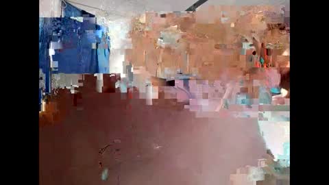 Snapshot of krashdummy1758 chatting on September 19, 10:08 am krashdummy1758 online show from September 19, 10:08 am