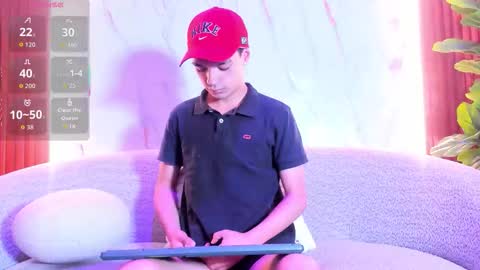 criss online show from November 19, 8:40 pm