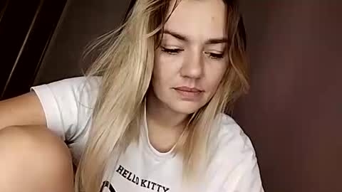 Snapshot of krisssexi chatting on September 16, 12:29 pm KrissSexi online show from September 16, 12:29 pm