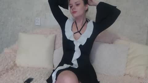krissvoss online show from November 30, 11:28 am