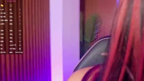 kristen_tay online show from May 30, 5:28 am