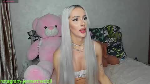 Kris the doll online show from February 20, 6:26 am