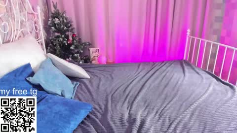 Kristin online show from December 18, 9:48 am