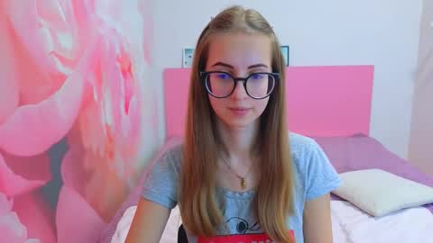 Kristina Adel online show from November 15, 8:38 am