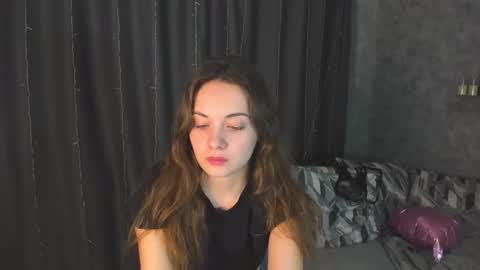 Snapshot of kristinalevis chatting on February 20, 8:25 pm Kristina online show from February 20, 8:25 pm