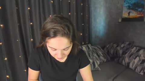 Snapshot of kristinalevis chatting on March 8, 1:03 pm Kristina online show from March 8, 1:03 pm