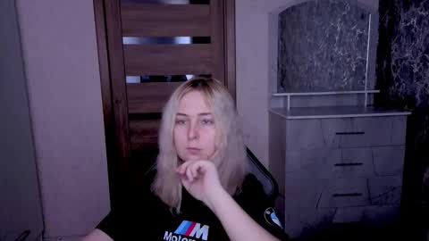 Kristy online show from April 29, 2:38 am