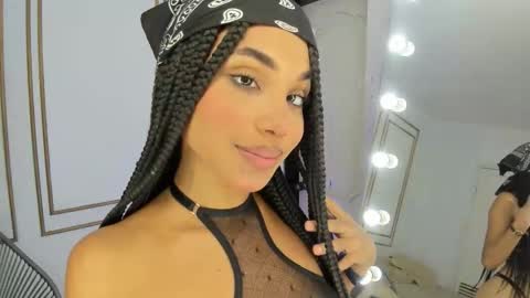 Cristina online show from September 19, 8:01 pm