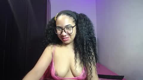 Snapshot of kristynsmith20 chatting on September 9, 10:32 pm kristynsmith20 online show from September 9, 10:32 pm