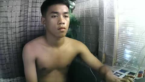 kritthanarkorn online show from November 11, 7:43 am