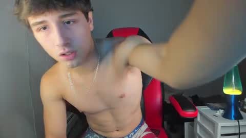 Brayden Thompson online show from June 18, 1:22 am
