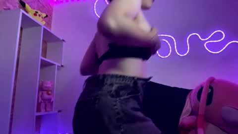 krypton_kiss online show from July 11, 6:44 pm