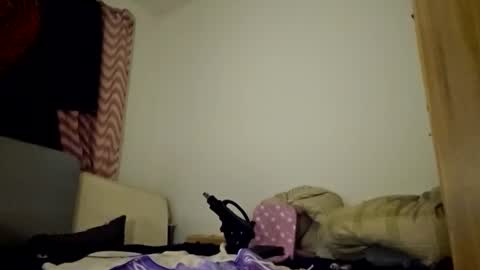 Tommy online show from November 25, 2:10 am