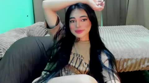 krystal_angel online show from June 24, 8:49 pm