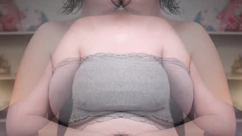 Krystal Syx online show from February 20, 2:33 am