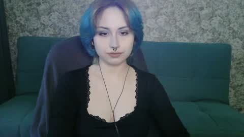 Alice online show from April 9, 2:23 pm