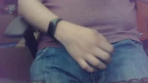 kunahub17 online show from November 29, 5:15 am