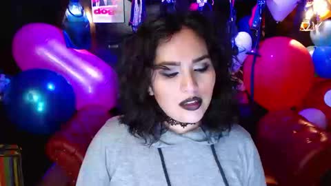 Fetiche Woman online show from September 15, 10:22 pm