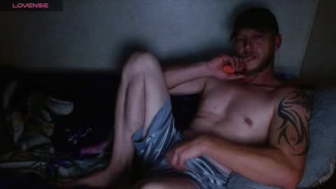 Kyle chat online show from October 7, 7:37 am