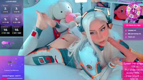 Snapshot of kylesweet chatting on February 21, 8:07 am SweetAlienBunny online show from February 21, 8:07 am