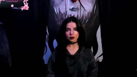 Snapshot of kylie_foxx1 chatting on October 9, 12:27 am submissive demon Please help me to reach 500 thumbs up online show from October 9, 12:27 am