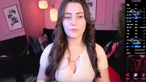 Snapshot of kylie_mellow chatting on October 14, 1:47 pm Kylie online show from October 14, 1:47 pm