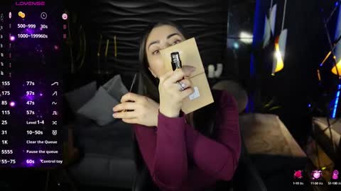 Snapshot of kylie_mellow chatting on February 25, 12:38 pm Kylie online show from February 25, 12:38 pm