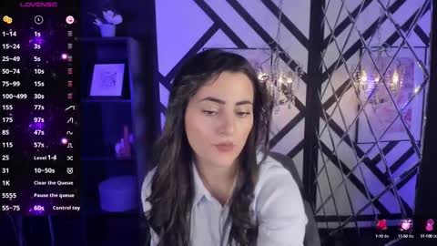 Snapshot of kylie_mellow chatting on March 5, 12:22 pm Kylie online show from March 5, 12:22 pm