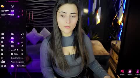 Snapshot of kylie_mellow chatting on February 23, 1:42 pm Kylie online show from February 23, 1:42 pm