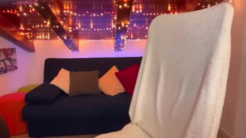 Kylie  online show from January 9, 3:17 pm