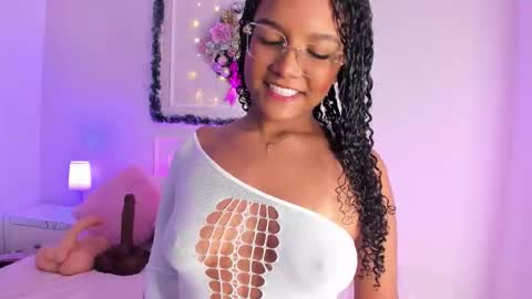 Kylie  online show from January 12, 7:54 pm