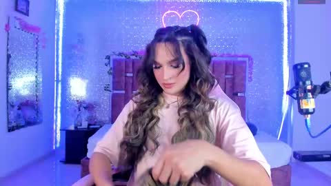 Snapshot of kylievictoria_ chatting on March 11, 4:41 am Kylie online show from March 11, 4:41 am