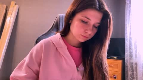 Kary online show from April 14, 1:47 pm