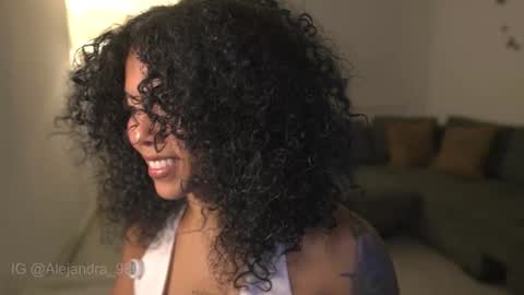 schedule 300 pm - 1100pm colombia time online show from September 26, 11:35 pm