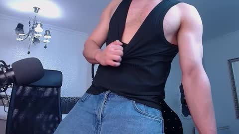 KysonRhodes online show from December 20, 6:20 am