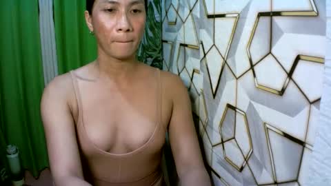 kyutshyne online show from March 31, 9:04 pm