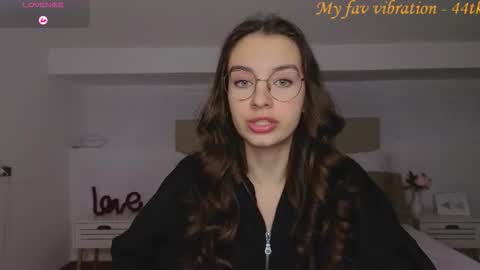 Margo  online show from November 14, 9:27 pm