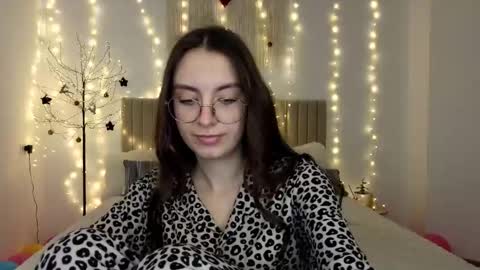 Margo  online show from January 5, 5:27 pm