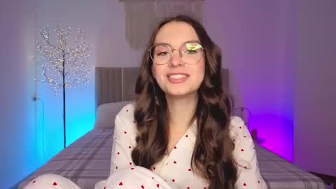 Margo  online show from March 3, 2:24 pm