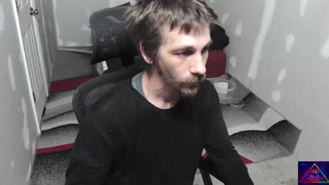 l1v1nth3dr3am online show from November 12, 4:42 pm