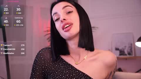 Snapshot of laady_rosee chatting on February 11, 8:31 pm Fanni online show from February 11, 8:31 pm