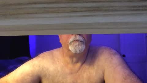 labtec777 online show from March 30, 6:24 am