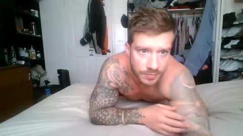 Snapshot of lacrioxcum18 chatting on September 20, 6:55 pm lacrioxcum18 online show from September 20, 6:55 pm