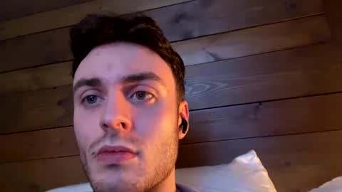 ladiesman217199719 online show from December 21, 11:11 pm