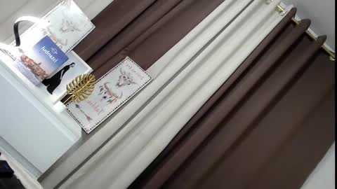 Snapshot of lady_angelala chatting on January 27, 12:58 pm lady_angelala online show from January 27, 12:58 pm