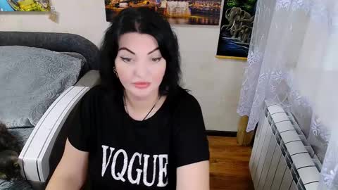 lady_boom_ online show from November 19, 6:50 pm