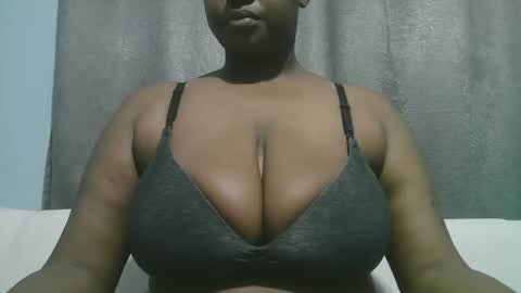 lady_dearra online show from October 30, 4:46 am