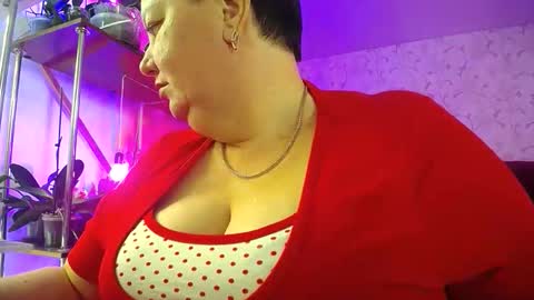 Lady Gloria online show from March 3, 9:27 am