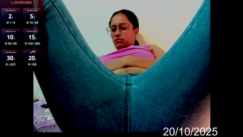Snapshot of lady_jhana chatting on October 20, 12:10 pm Jhana online show from October 20, 12:10 pm